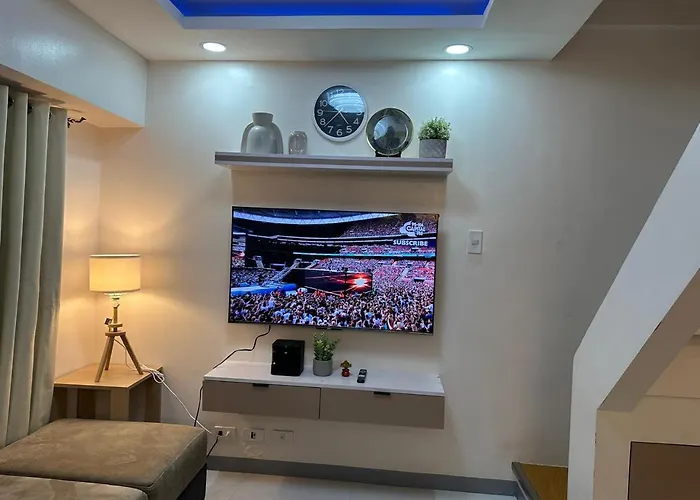 Cylo's Place Spacious 2br Linked To Mrt Station Near Gma 7 * Manila