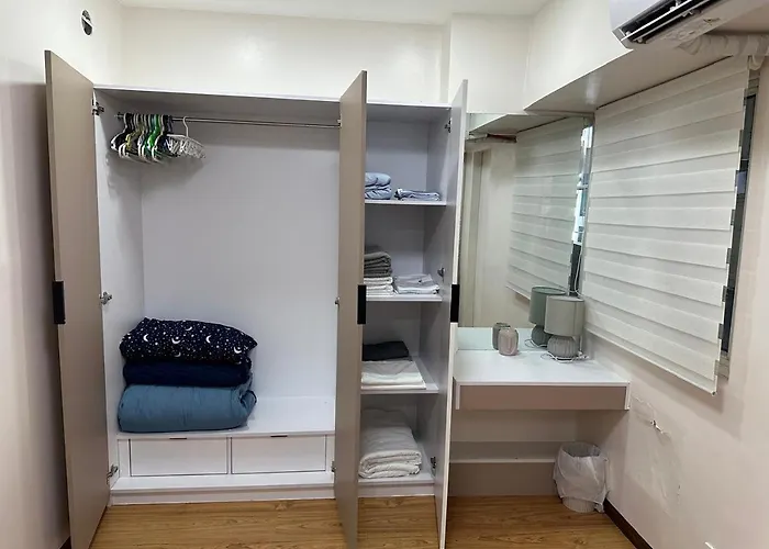 Cylo's Place Spacious 2br Linked To Mrt Station Near Gma 7 Apartment
