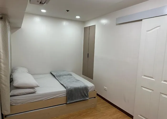 Cylo's Place Spacious 2br Linked To Mrt Station Near Gma 7 * Manila