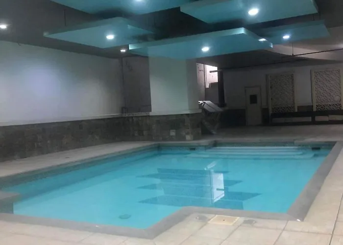 Cylo's Place Spacious 2br Linked To Mrt Station Near Gma 7 Apartment